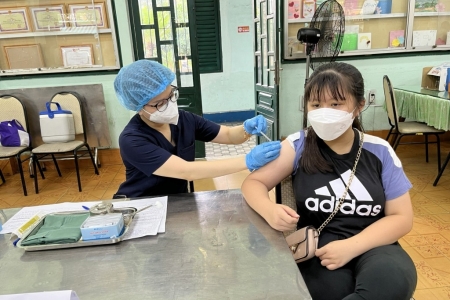 Nhiều phụ huynh TP. Hồ Chí Minh vẫn chưa cho con tiêm vaccine phòng Covid-19