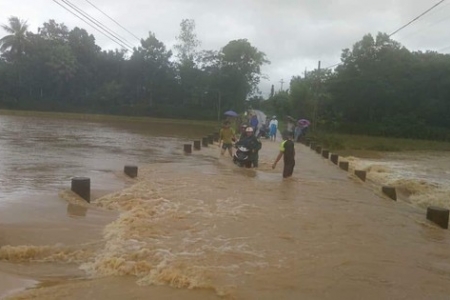 Mưa lớn gây nhiều thiệt hại, Thanh Hóa yêu cầu chủ động ứng phó, sẵn sàng các tình huống