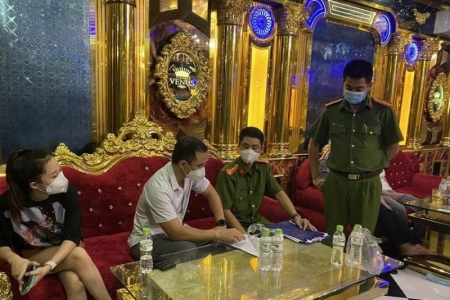 Tổng kiểm tra dịch vụ kinh doanh karaoke