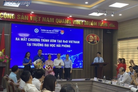 Trường Đại học Hải Phòng tổ chức sự kiện “Khởi nghiệp Đổi mới sáng tạo từ trường đại học”