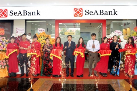 SeABank đồng loạt khai trương đưa vào hoạt động 8 điểm giao dịch