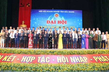 Ông Bùi Văn Hạnh tái đắc cử Chủ tịch Hiệp hội Doanh nghiệp tỉnh Bắc Giang khóa IV