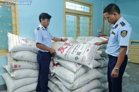 Phú Yên tịch thu 3.000kg đường cát nhập lậu