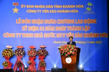 Công ty Yến sào Khánh Hòa tổ chức Lễ đón nhận Huân chương Lao động nhân kỷ niệm 32 năm thành lập