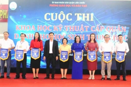 Phòng Giáo dục & Đào tạo quận Liên Chiểu tổ chức cuộc thi "Khoa học kỹ thuật trung học"