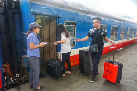 Tăng chuyến tàu tuyến Hà Nội - Hải Phòng phục vụ nhu cầu hành khách đi lại dịp lễ