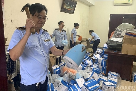 Nghệ An tiêu hủy trên 11.000 sản phẩm hàng hóa vi phạm