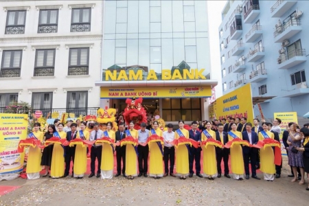 Nam A Bank thêm điểm kinh doanh mới tại Quảng Ninh