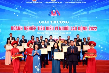 Tập đoàn BRG lần thứ ba liên tiếp nhận giải thưởng “Doanh nghiệp tiêu biểu vì người lao động”