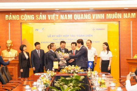 PVcomBank và EVNNPC cam kết tăng cường hợp tác, hỗ trợ, cùng nhau phát triển lâu dài bền vững