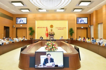 Phiên họp thứ 18 của Ủy ban Thường vụ Quốc hội có 01 ngày cho ý kiến về kỳ họp bất thường thứ hai