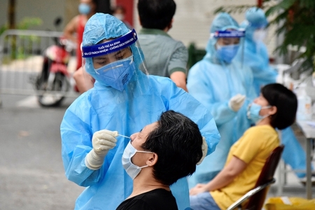 Ngày 12/12, cả nước có 383 ca mắc COVID-19, tăng gần 200 ca