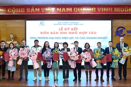 Lễ ký kết biên bản ghi nhớ hợp tác giữa trường Đại học Điện lực với các doanh nghiệp