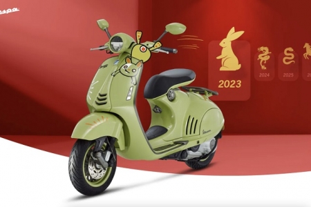 Vespa 946 10th Anniversario gây ấn tượng nhờ lớp sơn màu xanh nõn chuối