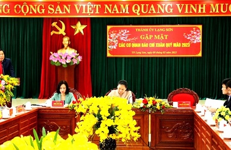 Thành ủy Lạng Sơn gặp mặt các cơ quan báo chí nhân dịp Xuân Quý Mão 2023