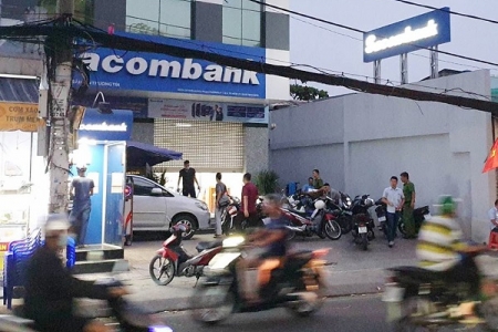 Bắt giữ 02 nghi phạm trong vụ cướp ngân hàng Sacombank ở TP. Hồ Chí Minh