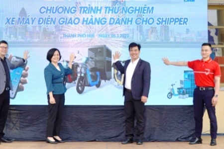 Thừa Thiên Huế khởi động chương trình xe máy điện giao hàng dành cho shipper