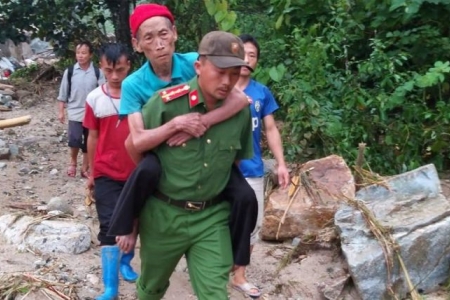 Ngày 11/03/1948, Bác Hồ gửi thư nêu sáu nội dung về "Tư cách người Công an cách mệnh"