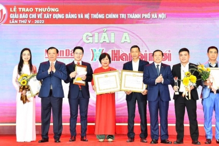 Hà Nội trao Giải báo chí về xây dựng Đảng và hệ thống chính trị lần thứ V, năm 2022