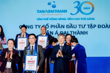 Tân Á Đại Thành: Gần 20 năm liên tục được tôn vinh “Hàng Việt Nam chất lượng cao”