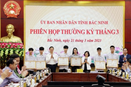 Bắc Ninh khen thưởng đoàn viên và học sinh đạt giải kỳ thi chọn học sinh giỏi Quốc gia năm 2023