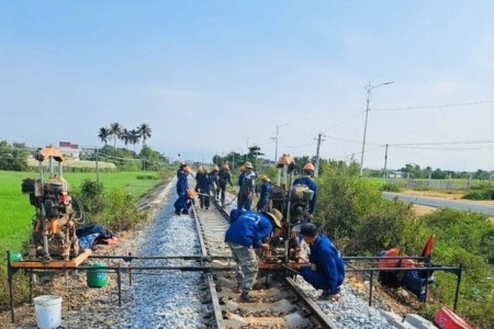 Thi công đồng loạt 03 dự án cải tạo, nâng cấp tuyến đường sắt quốc gia