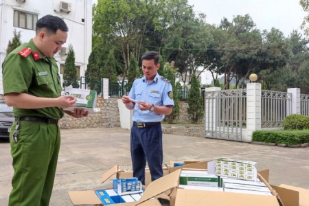 Quản lý thị trường Lào Cai liên tiếp phát hiện hàng hóa giả mạo nhãn hiệu, không rõ nguồn gốc xuất xứ