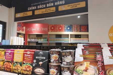 Siêu thị nhập khẩu JJ Mart bán hàng hóa nhập khẩu không tem nhãn phụ Tiếng Việt