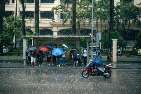 Dự báo thời tiết 25/4: Đông Bắc Bộ và Bắc Trung Bộ chuyển mát sau chuỗi ngày nắng nóng