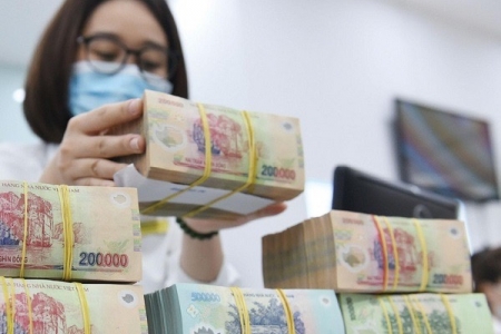 Bộ Tài chính đề xuất tiếp tục giảm mức thu 35 khoản phí, lệ phí