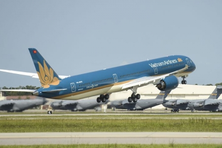 Vietnam Airlines nối lại đường bay xuyên Đông Dương: Hà Nội - Luang Prabang - Siem Reap