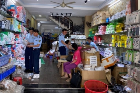 Vĩnh Phúc: TP Vĩnh Yên tăng cường đấu tranh phòng chống buôn lậu hàng giả, hàng nhái bảo vệ người tiêu dùng