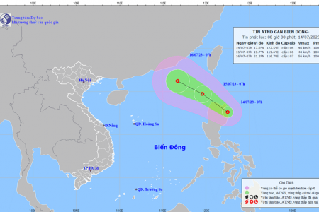 Dự báo áp thấp nhiệt đới đi vào biển Đông tối nay