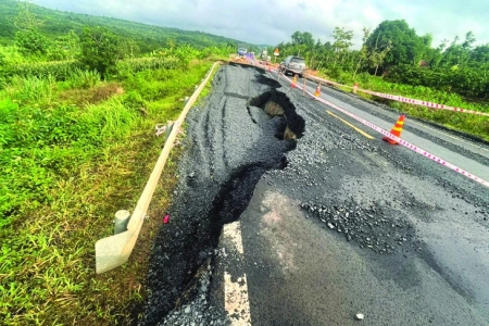 Thủ tướng Chính phủ yêu cầu: Rà soát ngay các khu vực có nguy cơ sạt lở, sụt lún đất