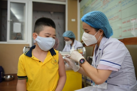 Thanh Hóa: Tiêm bù liều vaccine cho trẻ nhập học mầm non, tiểu học