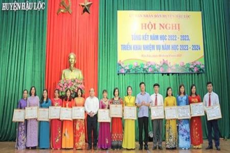 Hậu Lộc (Thanh Hóa): Tổng kết năm học 2022 - 2023 và triển khai nhiệm vụ năm học mới