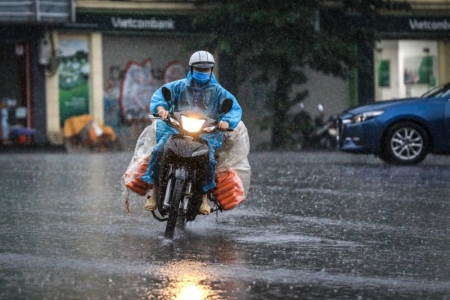 Dự báo thời tiết ngày 18/8: Bắc Bộ, Tây Nguyên đón mưa lớn