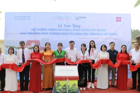 VinaCapital Foundation và Cộng đồng Heo đất MoMo mang nước sạch đến 500 trẻ em dân tộc thiểu số Lai Châu