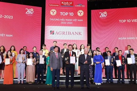 Agribank được vinh danh trong Top 10 thương hiệu mạnh Việt Nam 2023