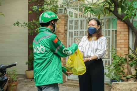 Dự án GrabConnect hỗ trợ tiêu thụ gần 700 tấn trái cây trên GrabMart trong năm 2023