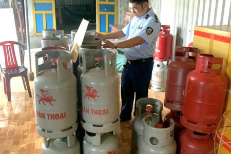 Xử phạt 02 hộ kinh doanh lưu trữ chai LPG và LPG khi không phải là cơ sở kinh doanh