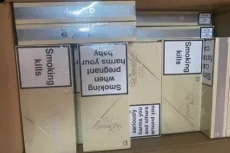 Quảng Bình: Thu giữ gần 1.000 bao thuốc lá không rõ nguồn gốc