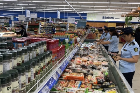 Bình Định: Tăng cường chống buôn lậu, gian lận thương mại dịp cuối năm