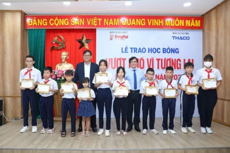 THACO trao học bổng “Vượt khó vì tương lai” lần thứ 21