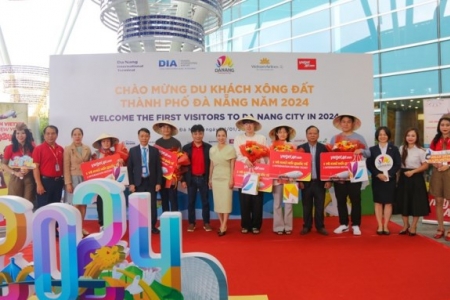 Hơn 15.000 du khách “xông đất” Đà Nẵng ngày đầu năm 2024
