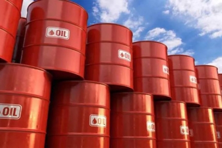 Giá xăng dầu hôm nay 1/1/2024: Xu hướng đi xuống