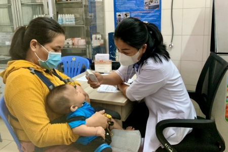 TP. Hồ Chí Minh đã tiêm hơn 2.000 mũi vaccine 5 trong 1 cho trẻ