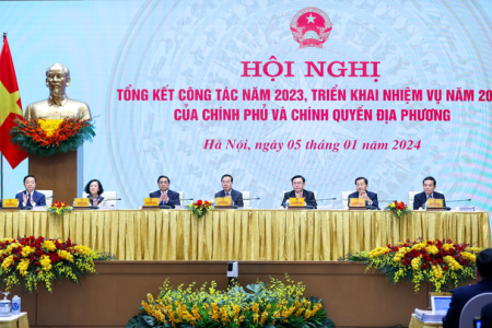 Hội nghị Chính phủ và chính quyền địa phương tổng kết công tác năm 2023, triển khai nhiệm vụ năm 2024