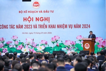 Thủ tướng dự Hội nghị tổng kết năm 2023, triển khai nhiệm vụ năm 2024 của Bộ Kế hoạch và Đầu tư