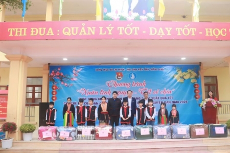 Quảng Ninh: Tỉnh đoàn trao tặng 5.000 suất quà Tết cho trẻ em có hoàn cảnh khó khăn nhân dịp Tết Nguyên Đán 2024